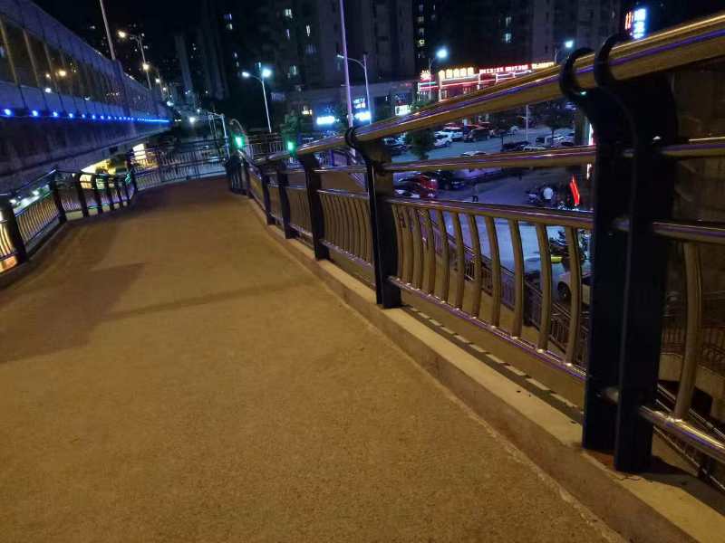 led燈光護(hù)欄 橋梁燈光護(hù)欄 河道燈光護(hù)欄 燈光護(hù)欄